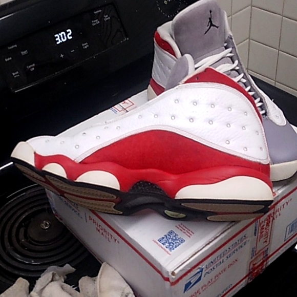 Air Jordan 13 retro (grey toe) size 9.5 M/11 W (2014 release) - Picture 9 of 14